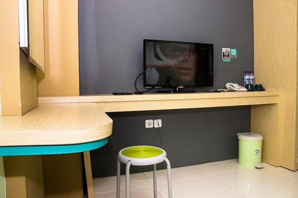 Oyo 277 Rukotel Near Rsu Adi Husada Undaan Kota Surabaya Eksteriør billede